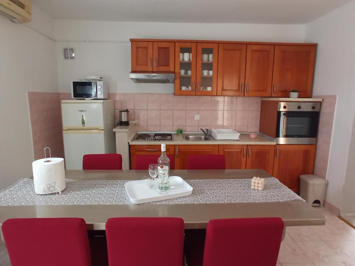 Family Paradise Ražanac Extérieur photo