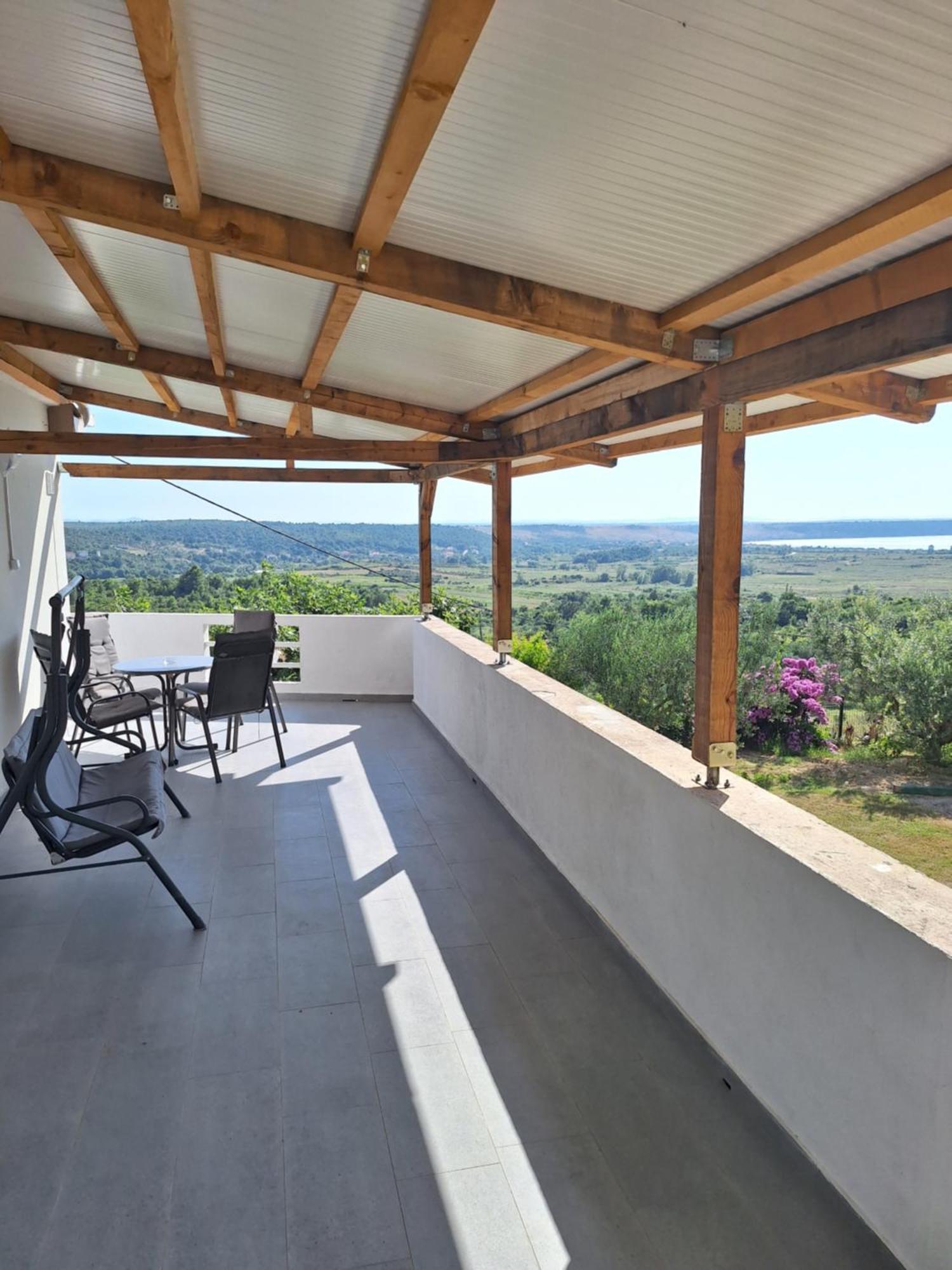 Family Paradise Ražanac Extérieur photo